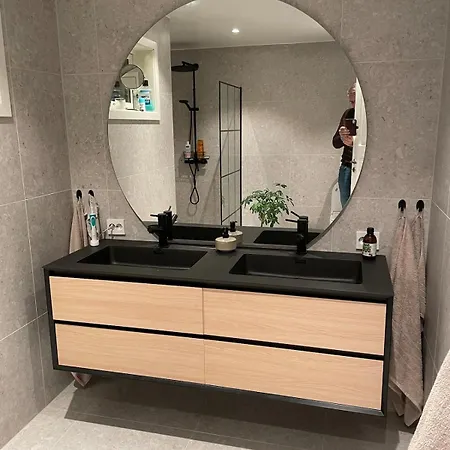 Hovedetasje I Enebolig Med 3 Soverom Og Utendors Spabad Apartamento *